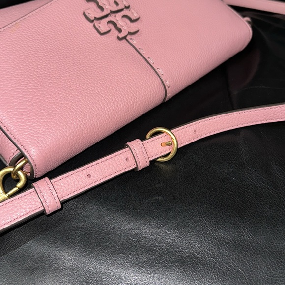 🔥🔥🔥Tory Burch Pink Leather McGraw Crossbody Bag With Tassel - Picture 12 of 14